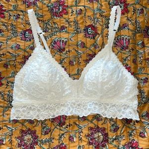 white lace bralette aerie size medium
